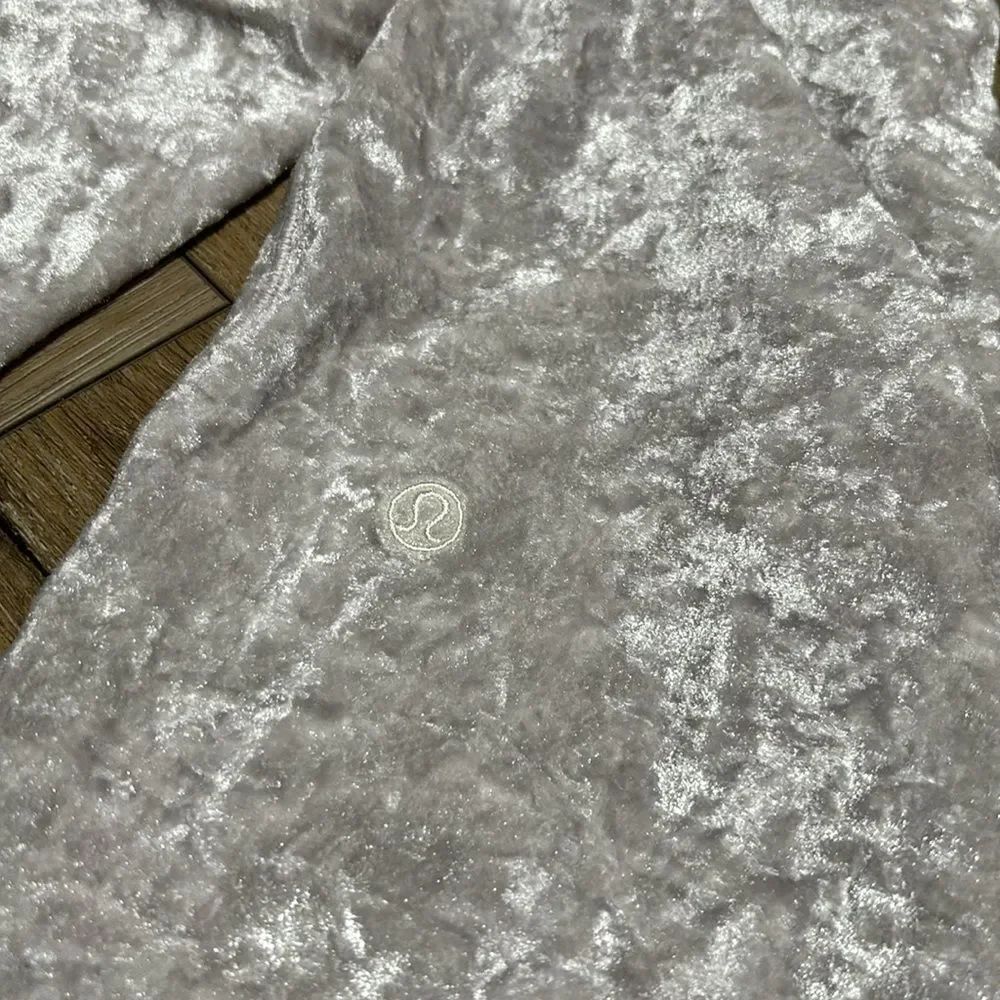 Lululemon Ready to Crush Jogger
Chrome - Picture 4 of 8